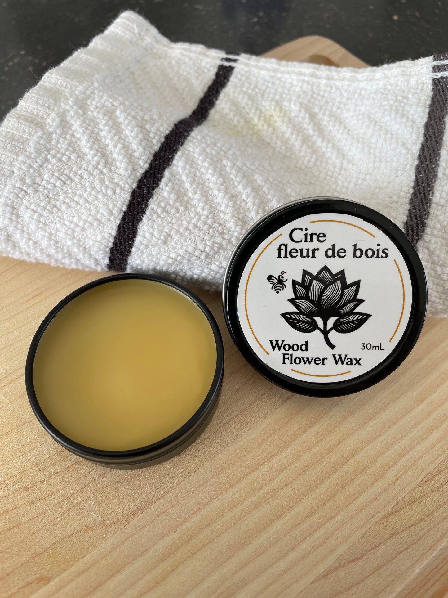 Cire fleur de bois